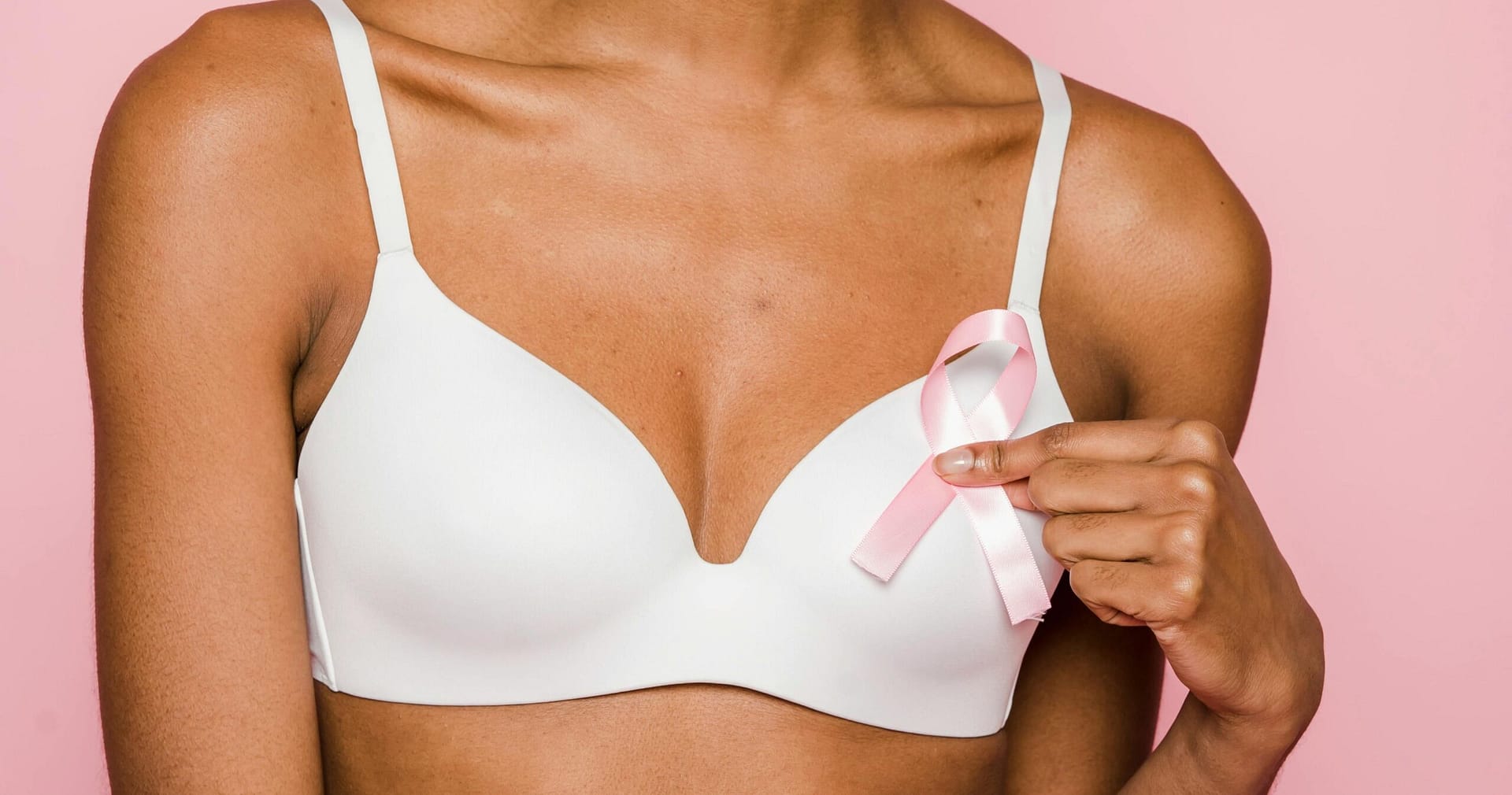 Biustonosz usztywniany: co to znaczy? Doradzamy!